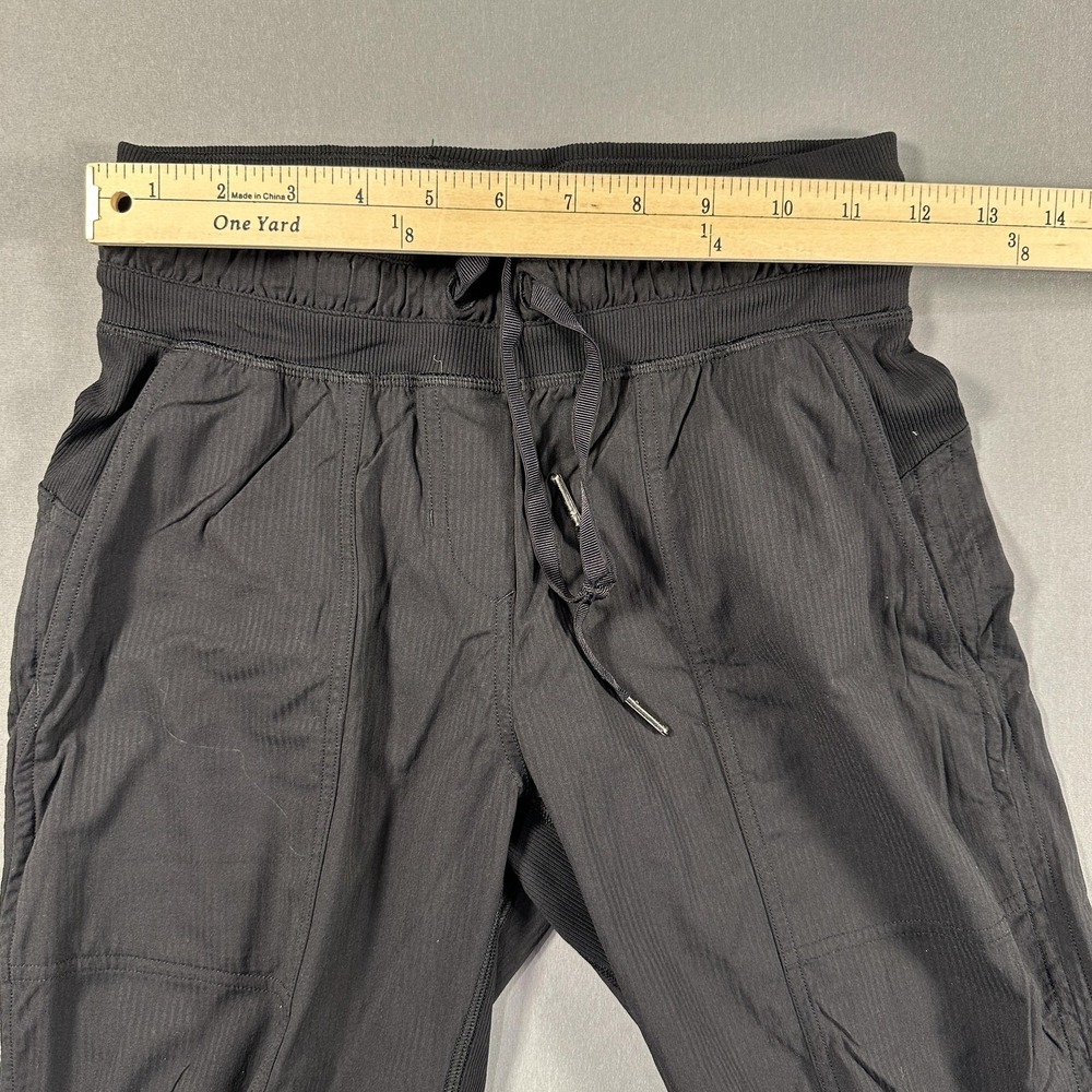 Lululemon Track Pants Womens 2 Black High Rise Lightweight Zip Hem Athletic Gym - Picture 6 of 9